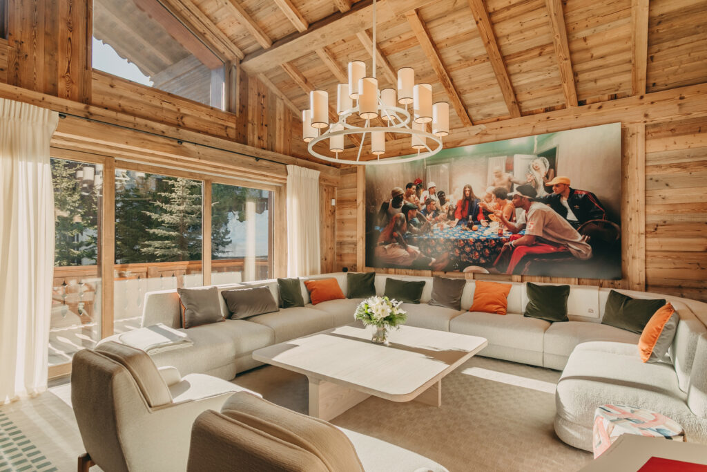 salon chalet bois naturel courchevel ambiance luxe montagne